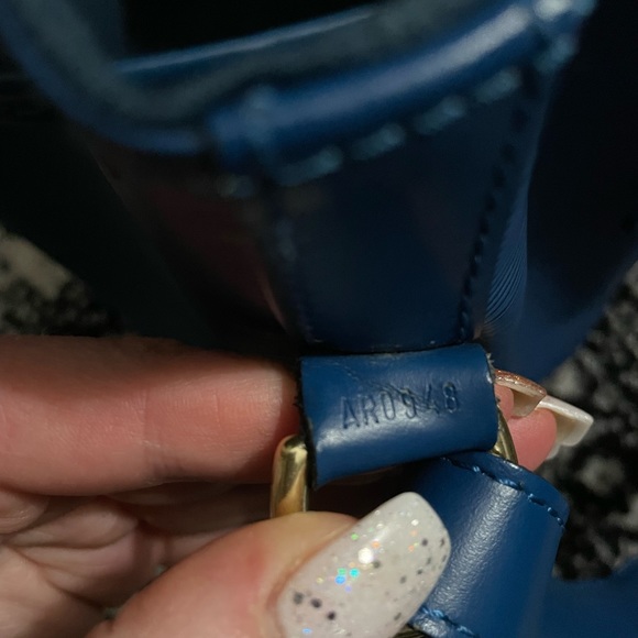 Louis Vuitton Epi Leather Noe - Picture 6 of 12